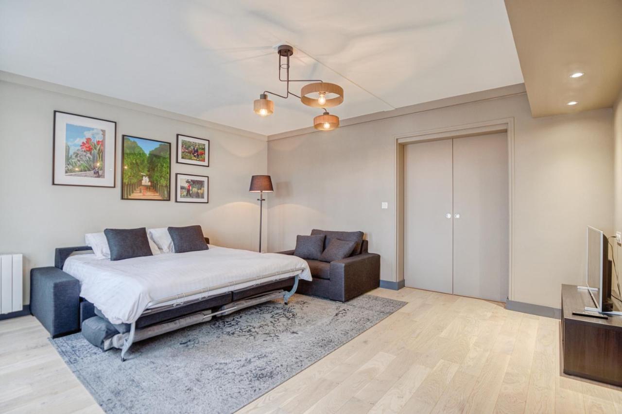Le Gambetta - T3 Standing Avec Parking, Wifi, Netflix Apartment Laval  Exterior photo