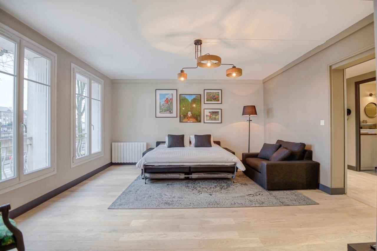 Le Gambetta - T3 Standing Avec Parking, Wifi, Netflix Apartment Laval  Exterior photo